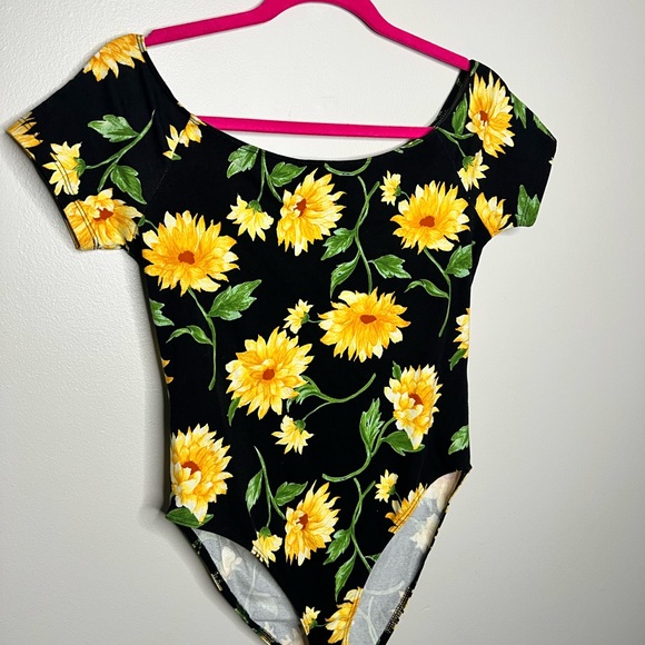 NEW Forever 21 Sunflower Knit Bodysuit - Picture 8 of 17